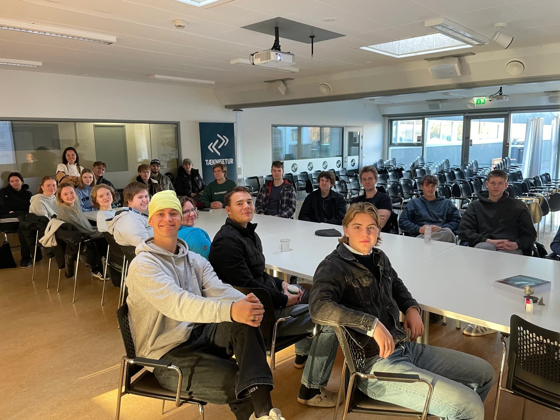 University of Iceland Engineering Students Visit Taeknisetur